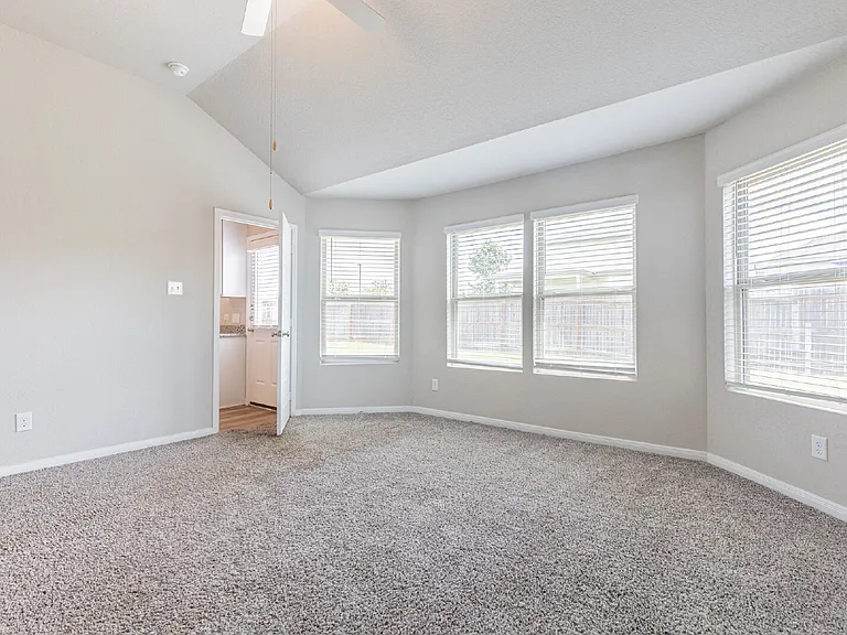 6418 Willow Point Blvd — Photo 18