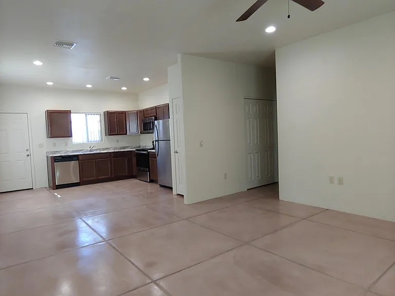 4151 E Lee St — Photo 12