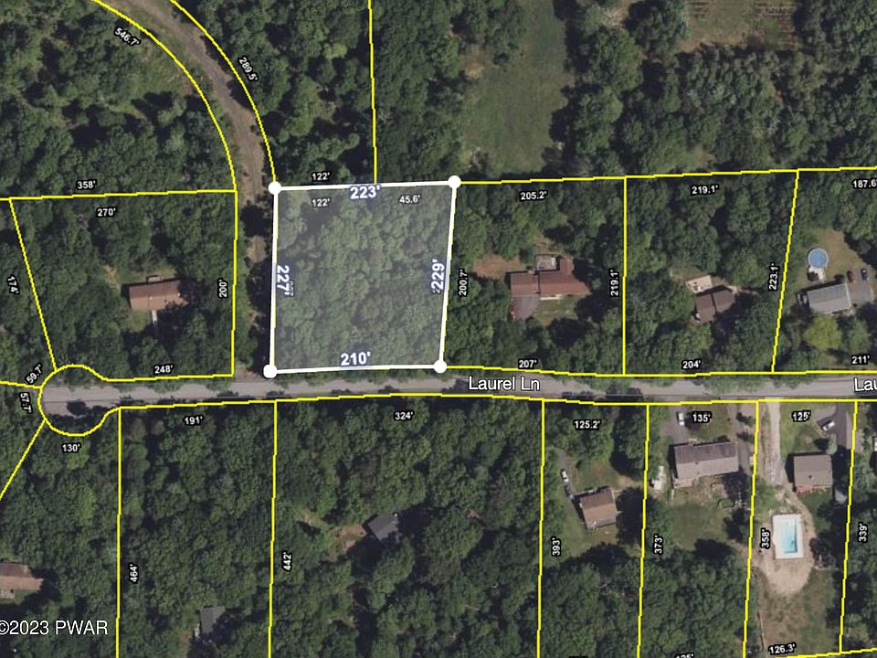 1st image of 11 Laurel Ln