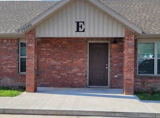 10940 Danny Bryan Rd #E2, Prairie Grove, AR 72753