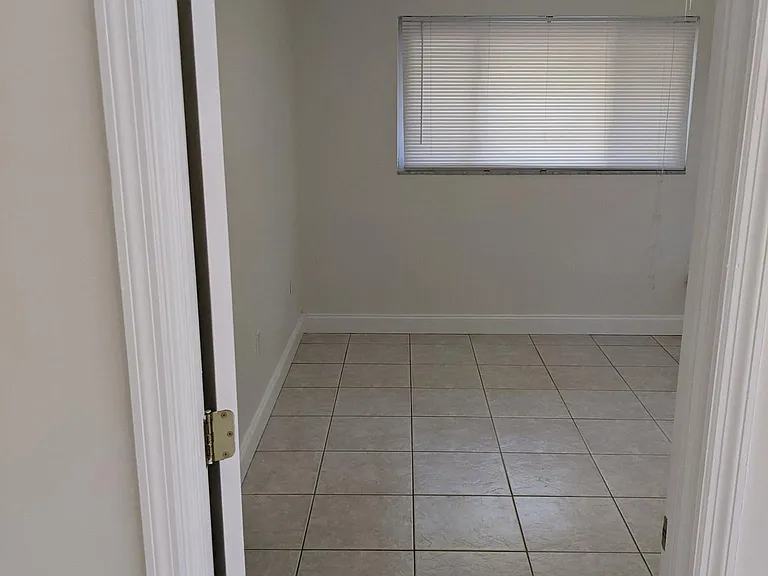 8 S Arcturas Ave — Photo 10