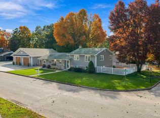 2131 25th Ave S, Escanaba, MI 49829