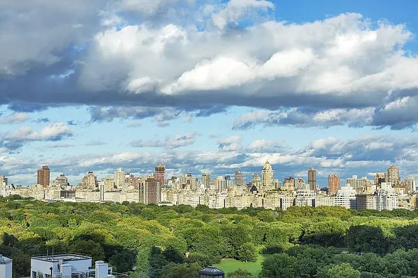 Rented by City Connections Realty | media 10