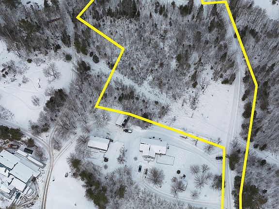3rd image of 103 River Road