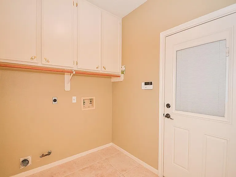 46 Grants Lake Cir — Photo 28