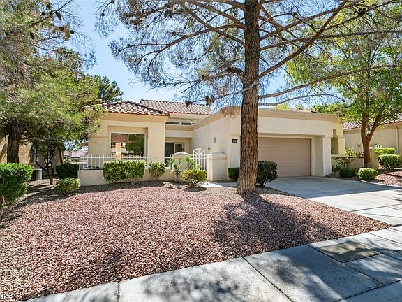 5th image of 9509 Eagle Valley Dr