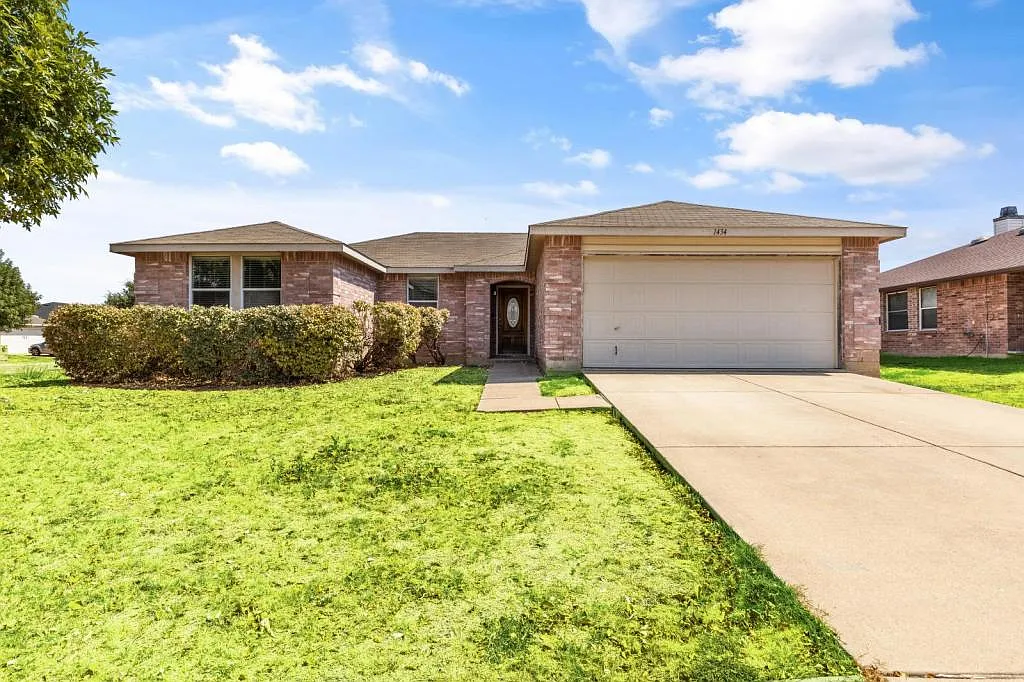 1434 Paint Brush Court — Photo 1