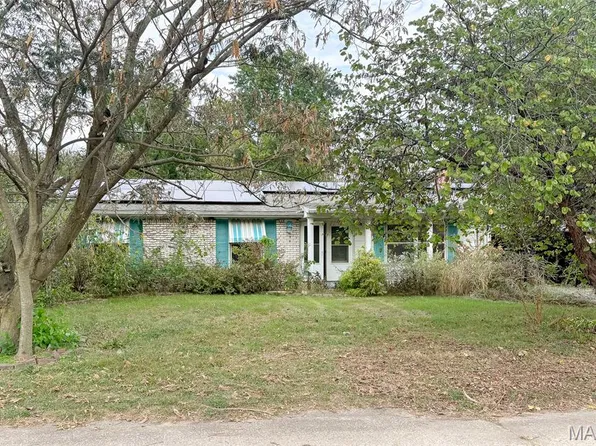 6 Hanson Dr, Granite City, IL 62040