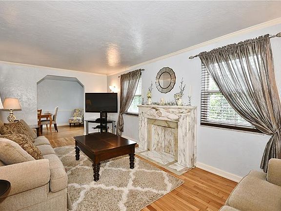 5th image of 5028 Belmont Ave