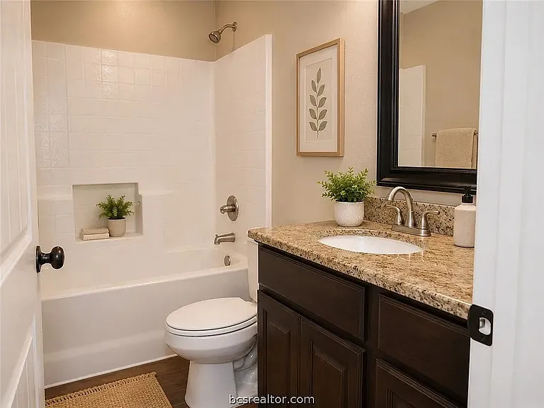 405A Ash St E #A — Photo 16