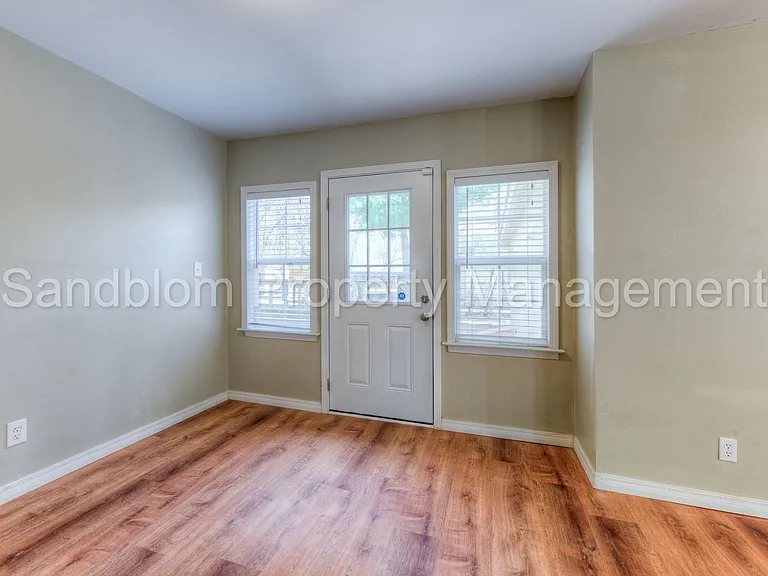 3803 E 36th St S — Photo 19
