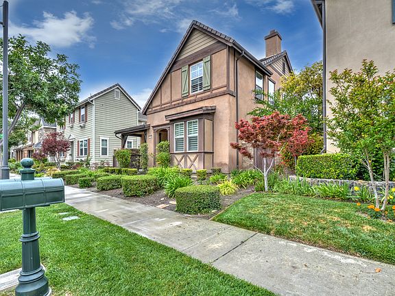 3rd image of 16609 Mosscreek St
