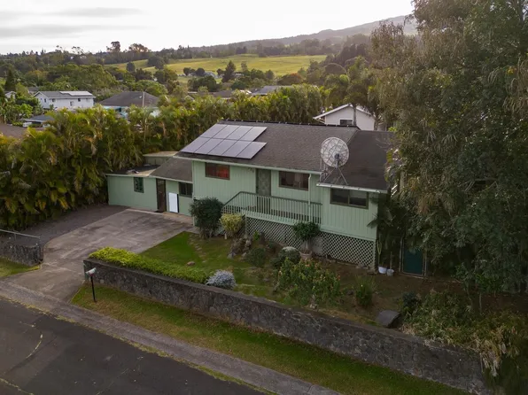 306 Hulali St, Makawao, HI 96768