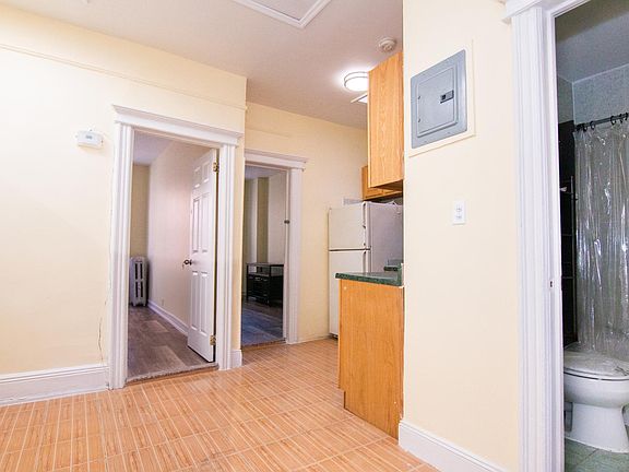 5th image of 1735 Bath Ave Floor 2