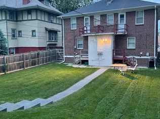 122 N 38th St, Omaha, NE 68131