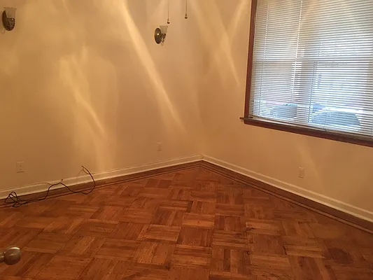 Rented by Metropolis International Realty Inc. | media 7