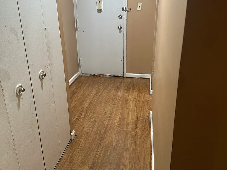 19319 Club House Rd #101 — Photo 10