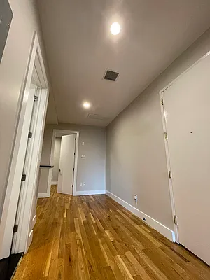 Rented by Pear NYC LLC | media 42