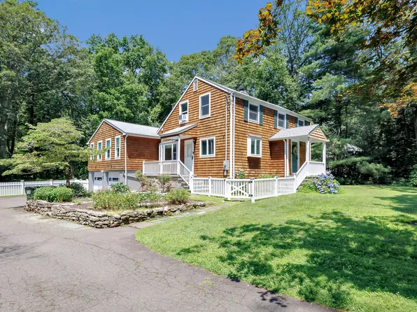 39 Clover Drive, Wilton, CT 06897