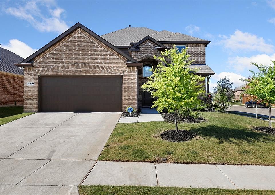 1st image of 5849 Melville Ln