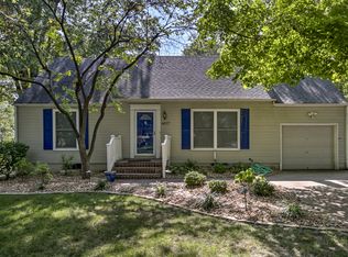 4617 W 69th Ter, Prairie Village, KS 66208