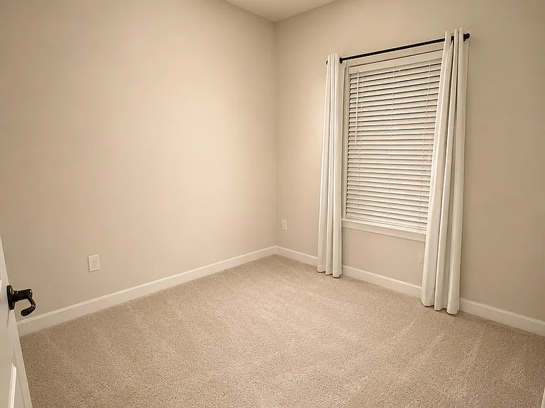 8245 Hickory Hollow Dr — Photo 12
