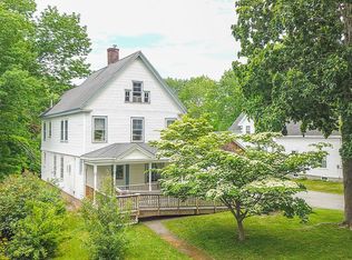94 Chestnut St, Camden, ME 04843