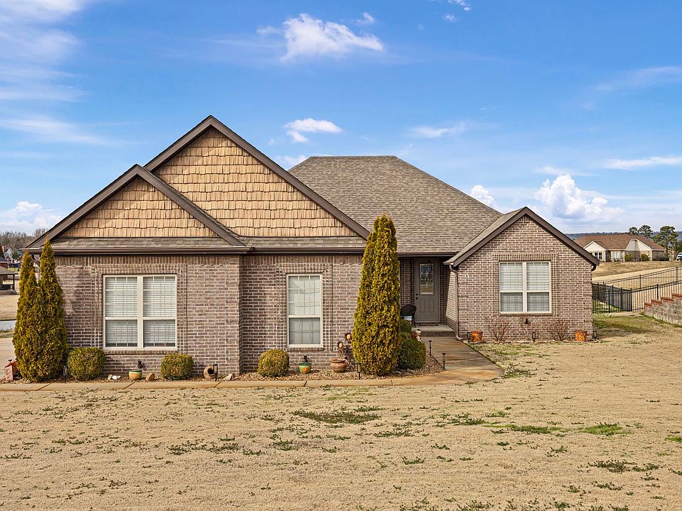 1st image of 10092 Laura St