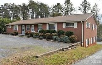 1st image of 466 26th Ave NE