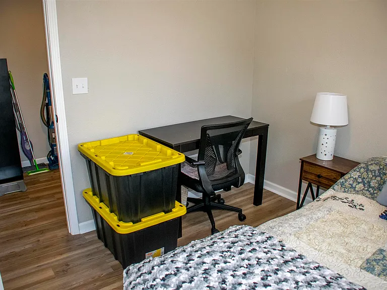 5357 Locklin Ave — Photo 36