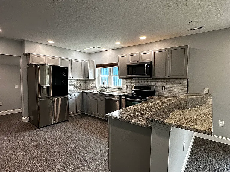 448 Westwood Ave — Photo 10