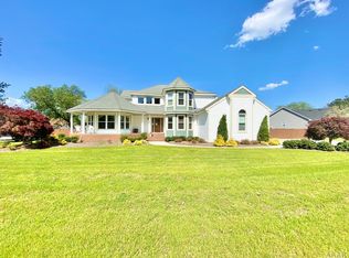 106 Carols Cir, Moyock, NC 27958