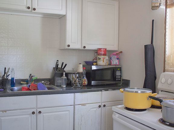 5th image of 1743 Hiram St