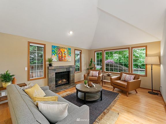 5th image of 22904 NE 12th Pl