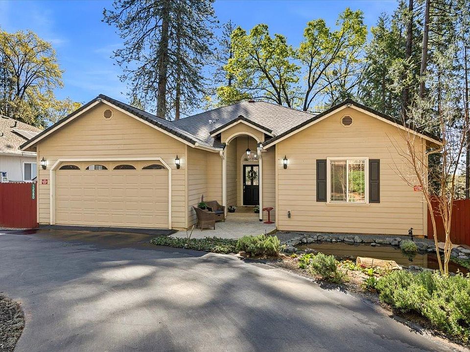 1st image of 13580 Forest Park Ln
