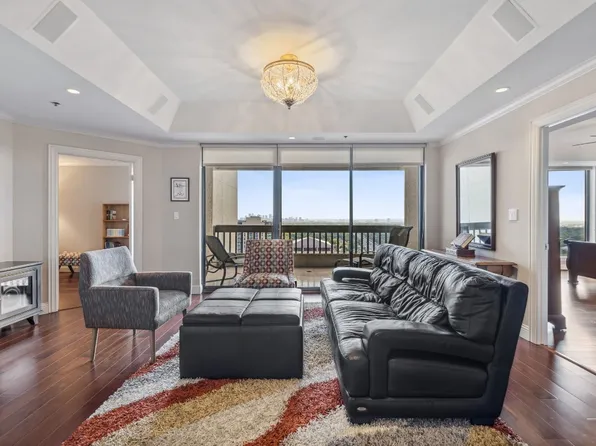 5909 Luther Ln APT 2105, Dallas, TX 75225