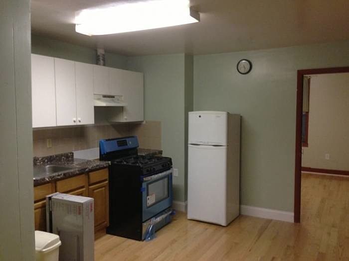 2nd image of 216 N 12th St APT 4