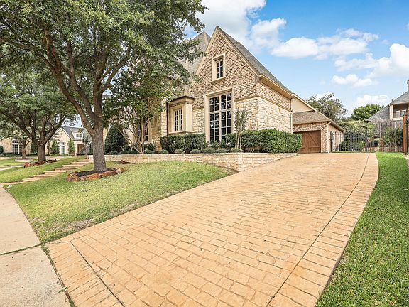 3rd image of 8224 Stone River Dr