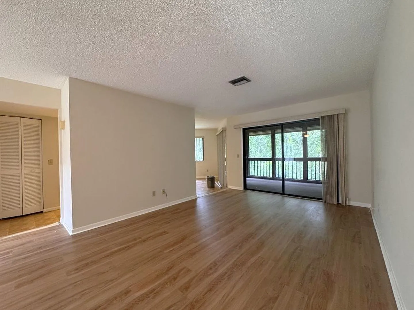 2/2 in Woodhaven of Palm Coast — Photo 4
