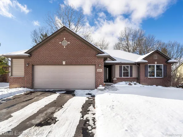 255 State St, Oxford, MI 48371