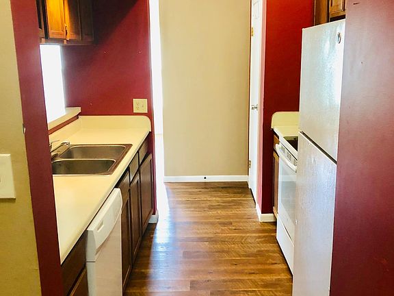 4th image of 9398 Wind Haven Ct Unit 112
