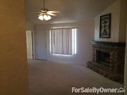 4th image of 921 Bradley St
