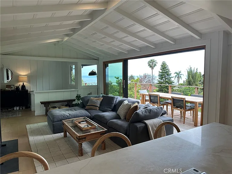 843 La Vista Dr — Photo 5