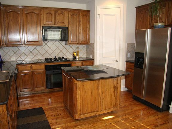 5th image of 4420 Saint Andrews Blvd