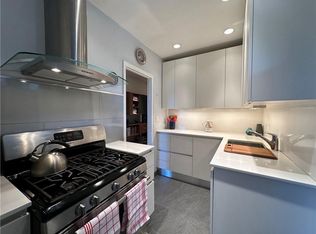 176 Garth Rd APT 5O, Scarsdale, NY 10583