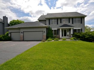 550 77th St W, Eagan, MN 55121