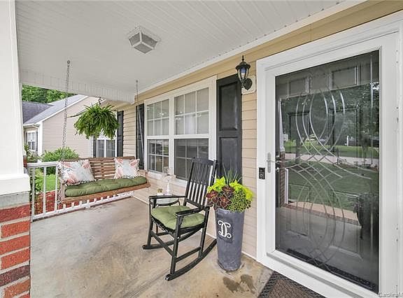 5th image of 4078 Canvas Ave