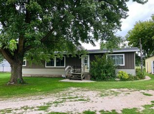 610 N White Fox Rd, Webster City, IA 50595