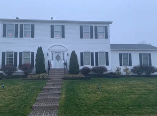 806 Vista Way, Deptford, NJ 08096