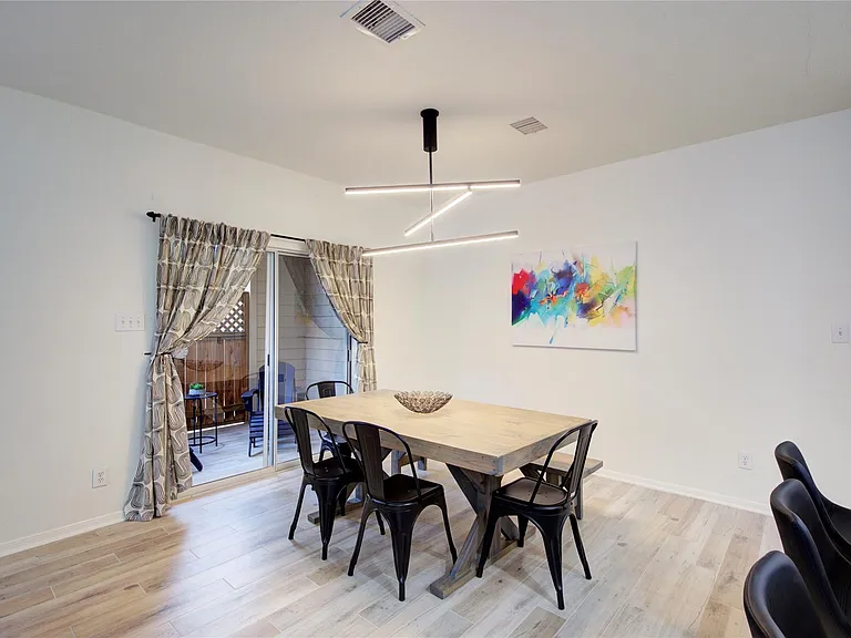 76 Scarlet Woods Ct — Photo 9